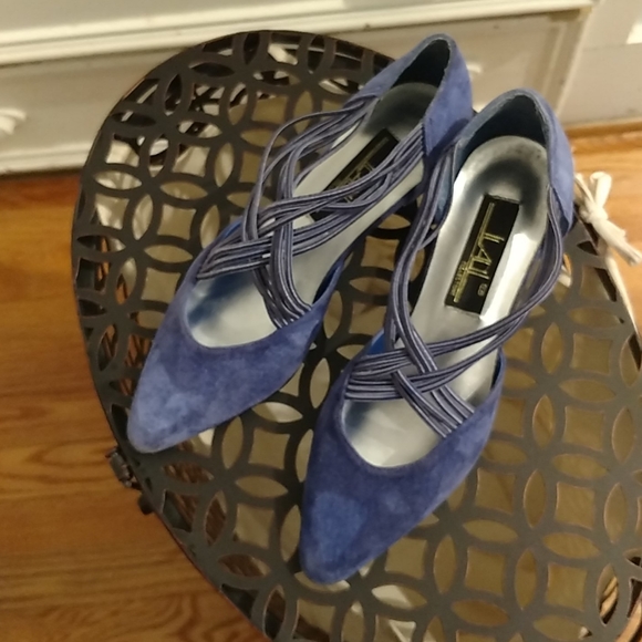 Ilani Collections vintage blue suede shoes Sz 7 🥿 - Picture 2 of 7